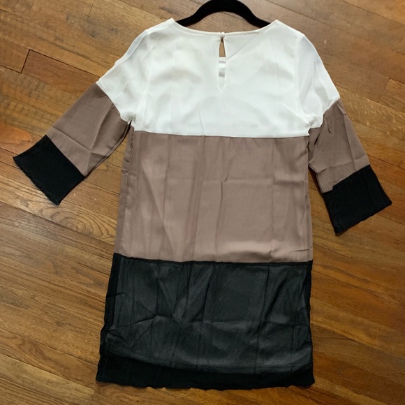 Favolook dress - Picture 10 of 11